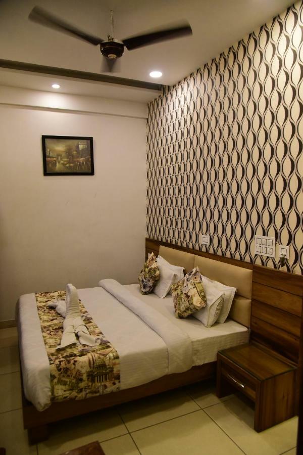 Hotel D S Inn Amritsar Exterior foto